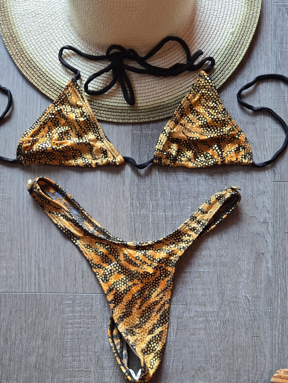 Women’s Yellow Tiger-Print Triangle Thong Bikini Set w/ Skirt. Small